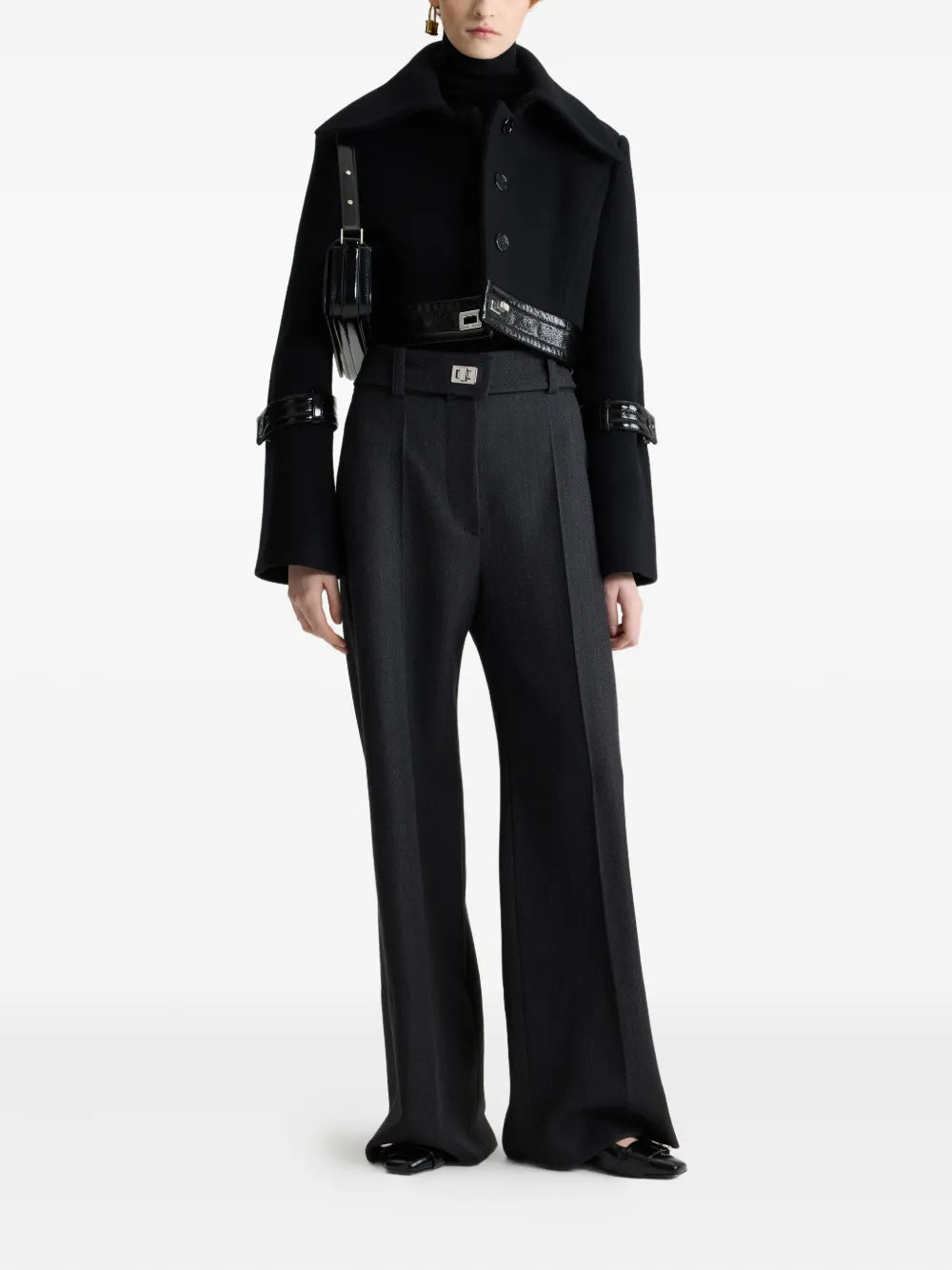 Bild der kurzen Wolljacke der Marke Patou für Damen - Herbst-Winter-Saison 2025 - Rückansicht