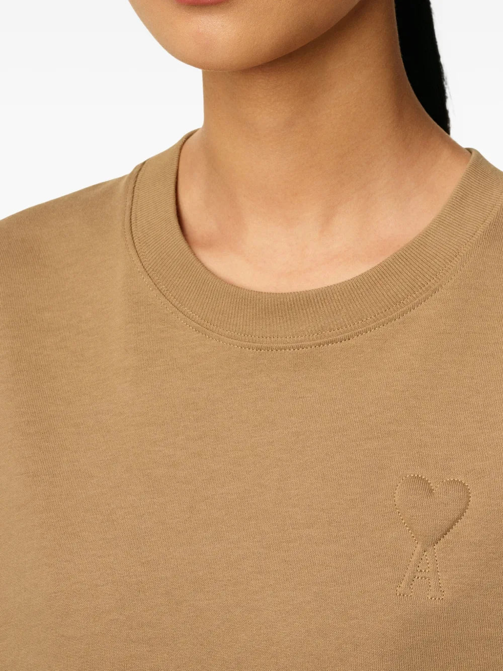 Bild des Baumwoll-T-Shirts der Marke Ami PARIS für Unisex - Herbst-Winter 2025 - Detailansicht 7