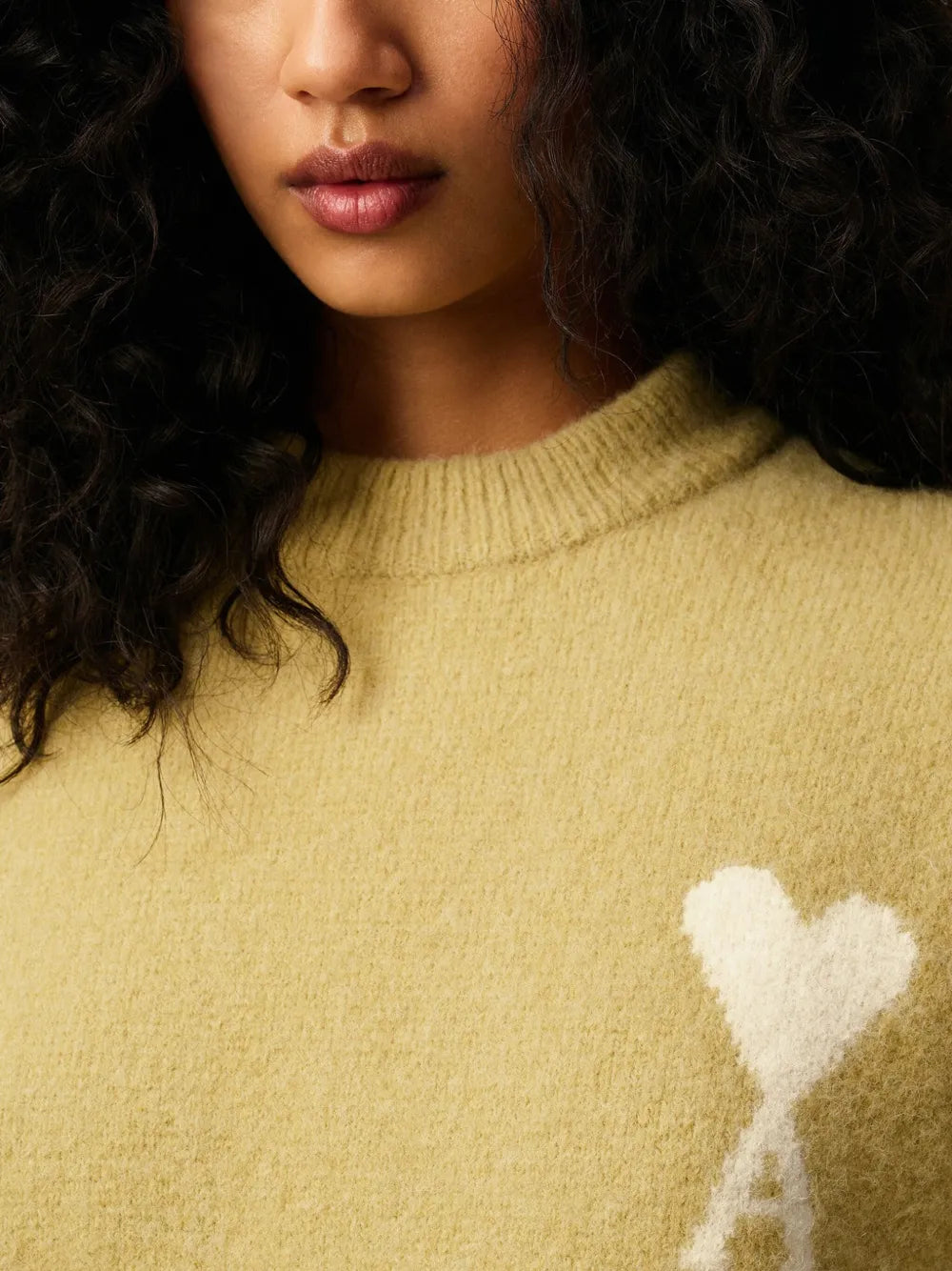 Image de l'article Pull Ami de coeur de la marque Ami PARIS pour Unisex - Saison Automne-Hiver 2025 - Vue détaillée_7