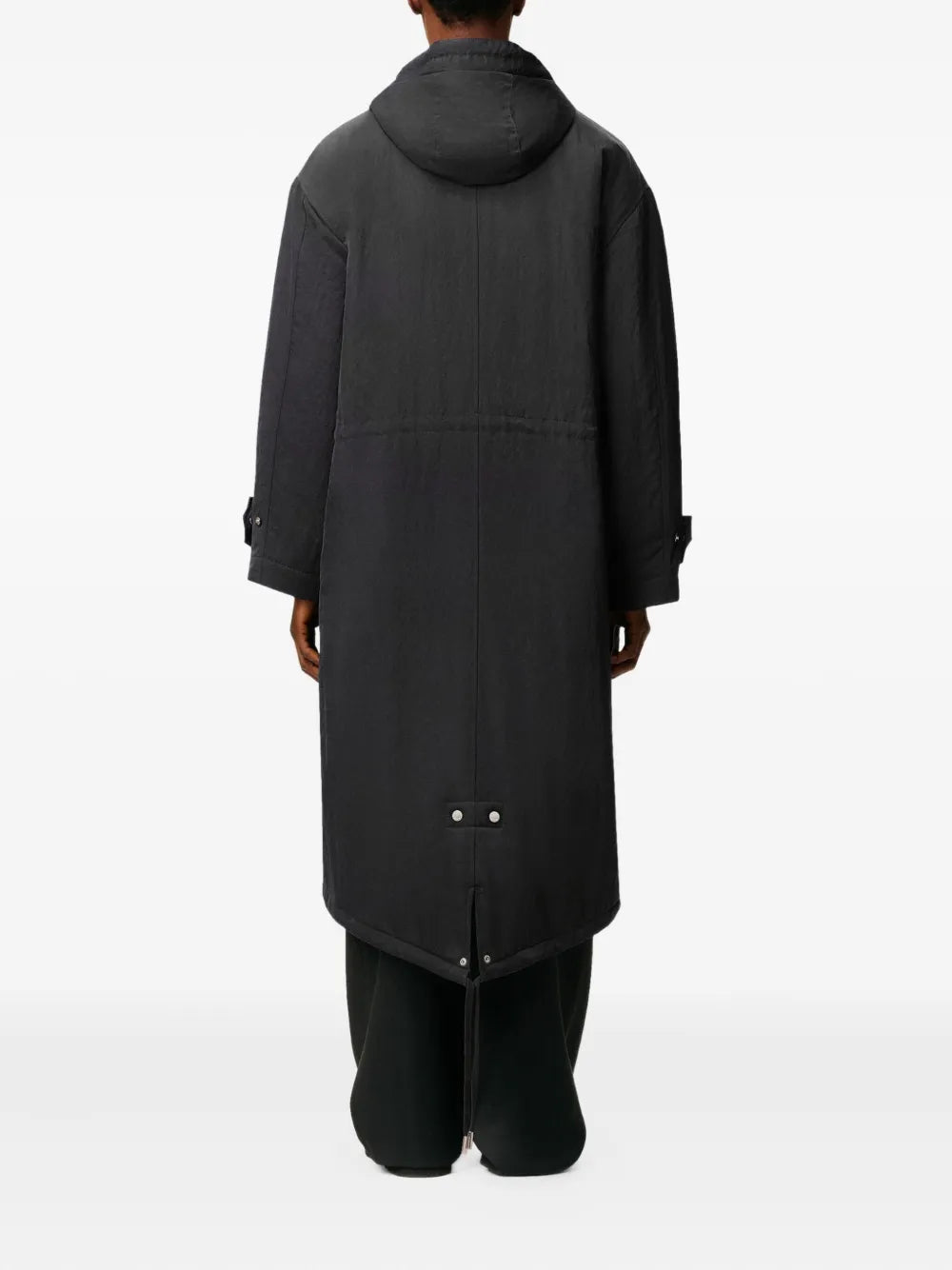 Imagem da parka longa da marca Ami PARIS para Homem - Temporada Outono-Inverno 2025 - Vista Detalhada 4