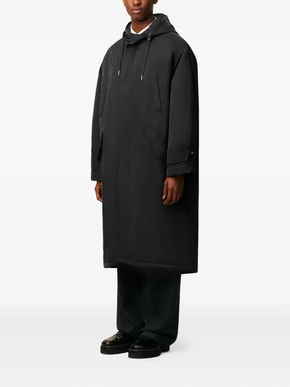 Imagem da parka longa da marca Ami PARIS para Homem - Temporada Outono-Inverno 2025 - Vista Detalhada 1