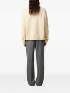Immagine dell'articolo maglione a collo alto Ami cuore del marchio Ami PARIS per Unisex - Stagione Autunno-Inverno 2025 - Vista dettagliata_1