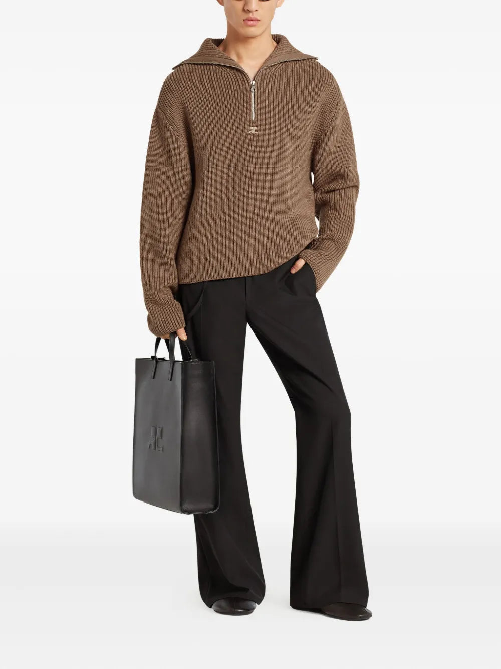 Image de l'article Pull Trucker de la marque Courrèges pour Homme - Saison Automne-Hiver 2025 - Vue détaillée_1