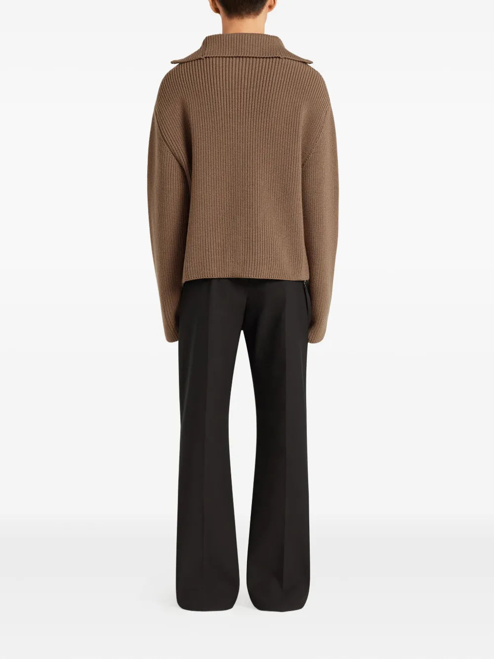 コレージュの男性用トラッカーニットの画像 - 2025年秋冬 - 詳細ビュー_4