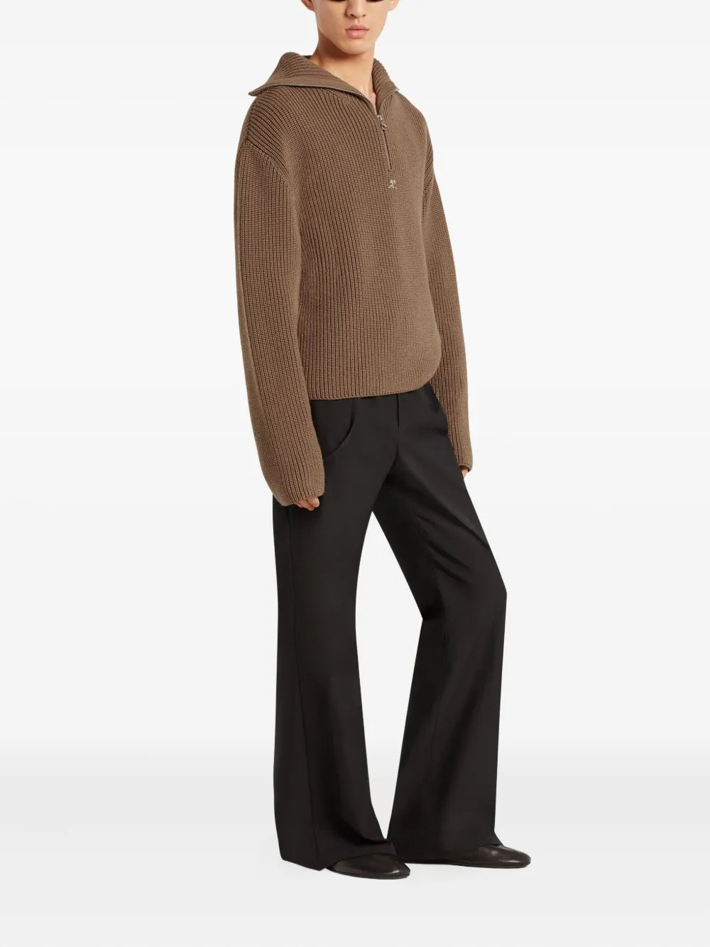 コレージュの男性用トラッカーニットの画像 - 2025年秋冬 - 後面ビュー