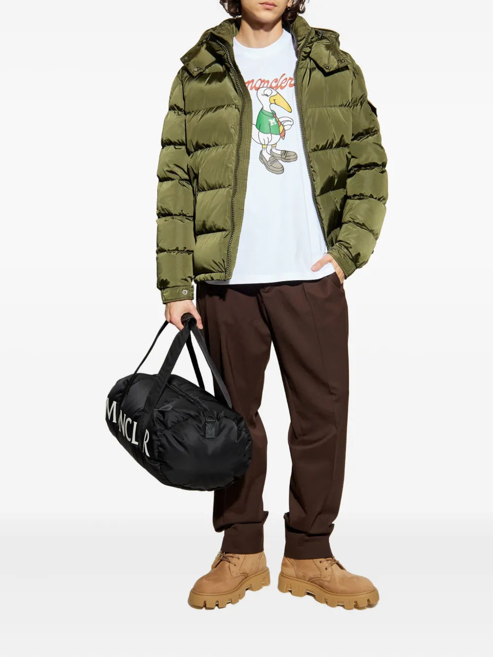 Imagem do artigo Doudoune Maya da marca Moncler para Homem - Temporada Outono-Inverno 2025 - Vista Traseira