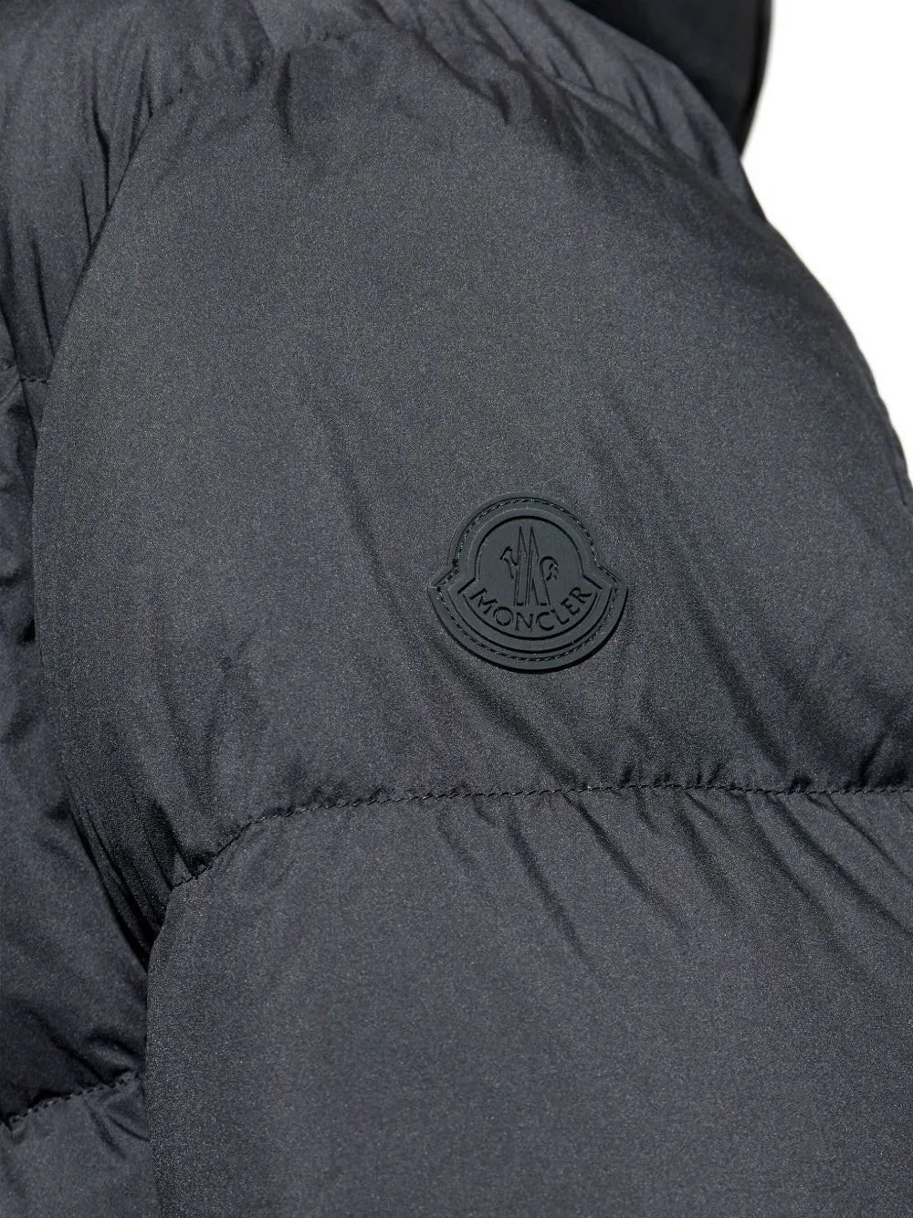Imagem do artigo Doudoune Forez da marca Moncler para Homens - Temporada Outono-Inverno 2025 - Vista Detalhada_5