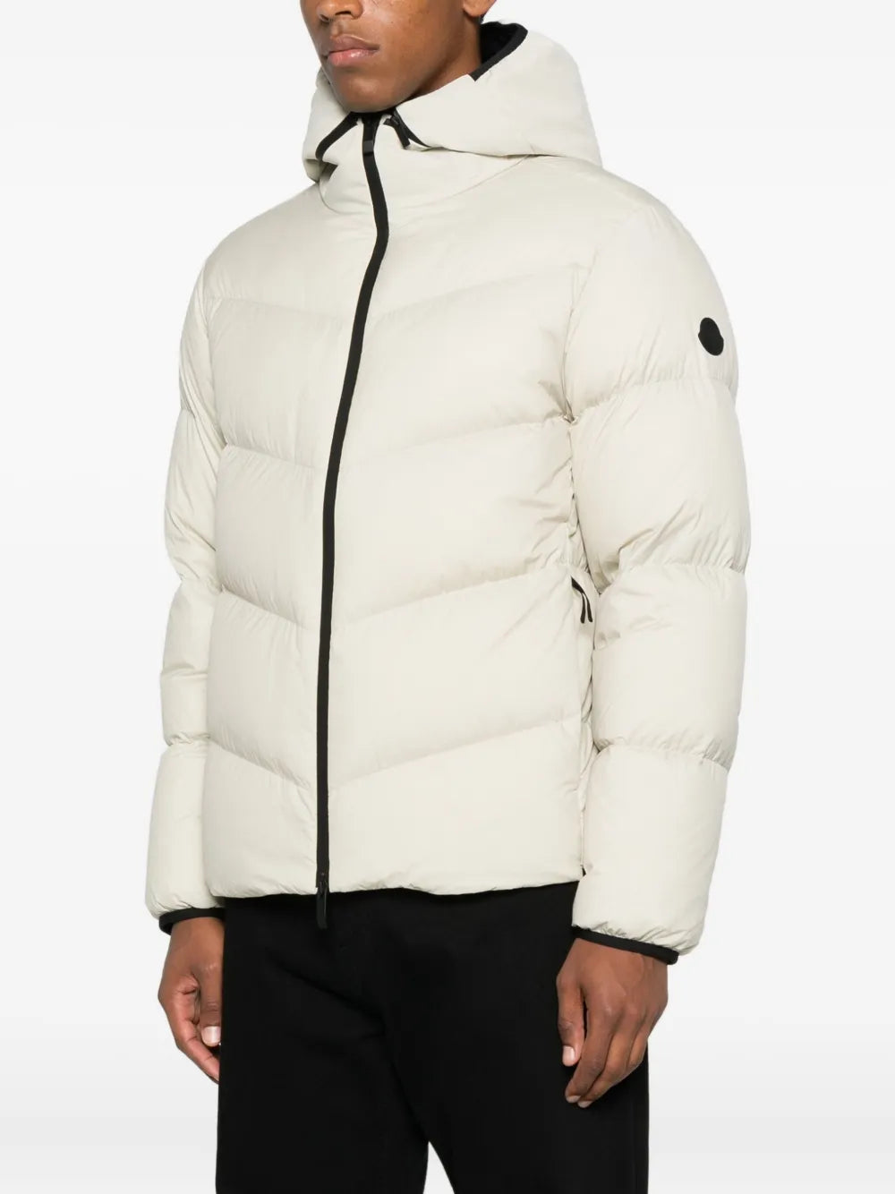 Imagem da Camisola de Inverno Forez da Moncler para Homens - Temporada Outono-Inverno 2025 - Vista Detalhada_1