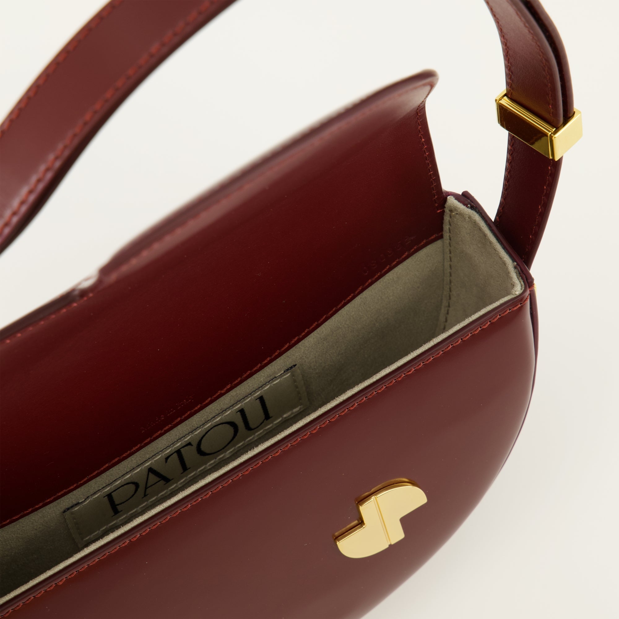 Immagine della borsa Le Petit Patou del marchio Patou per Donna - Stagione Autunno-Inverno 2025 - Vista Dettagliata_3