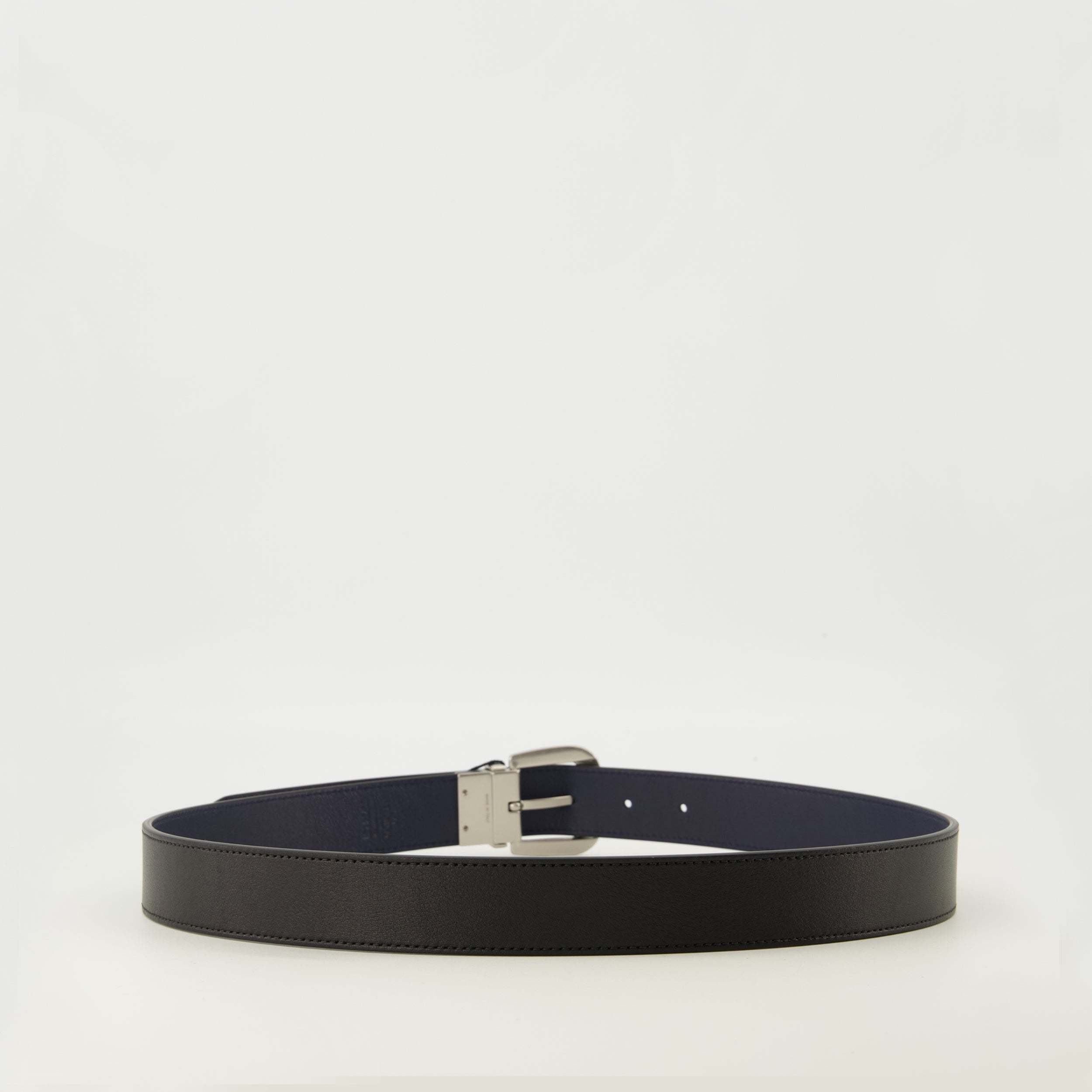 Image de l'article Ceinture réversible bleu marine et noir 30 mm de la marque Valentino Garavani pour Homme - Saison Printemps-Été 2026 - Vue de Dos
