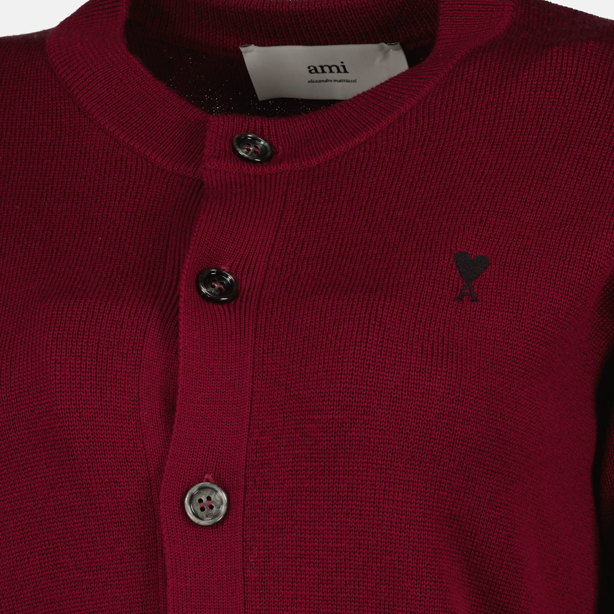 Image de l'article Cardigan AMI de coeur de la marque Ami PARIS pour Femme - Saison Automne-Hiver 2025 - Vue détaillée_3