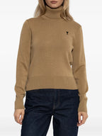 Immagine dell'articolo Maglione a collo alto Ami de coeur del marchio Ami PARIS per Donna - Stagione Autunno-Inverno 2025 - Vista Dettagliata_1