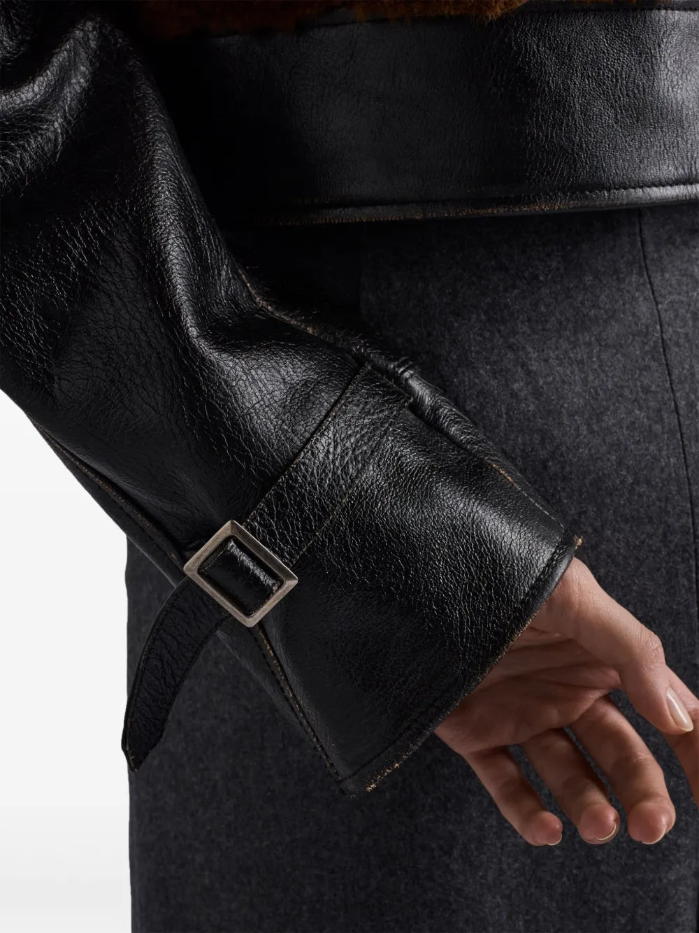 Image de l'article Blouson en cuir et laine de la marque Prada pour Femme - Saison Automne-Hiver 2025 - Vue détaillée_5