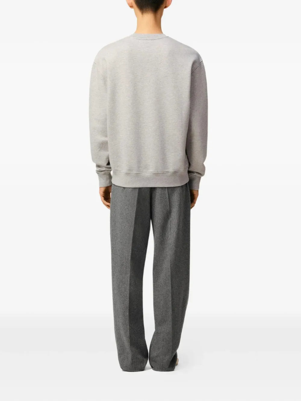 Bild des AMI-Herz-Sweatshirts der Marke Ami PARIS für Männer - Herbst-Winter 2025 - Detailansicht 4