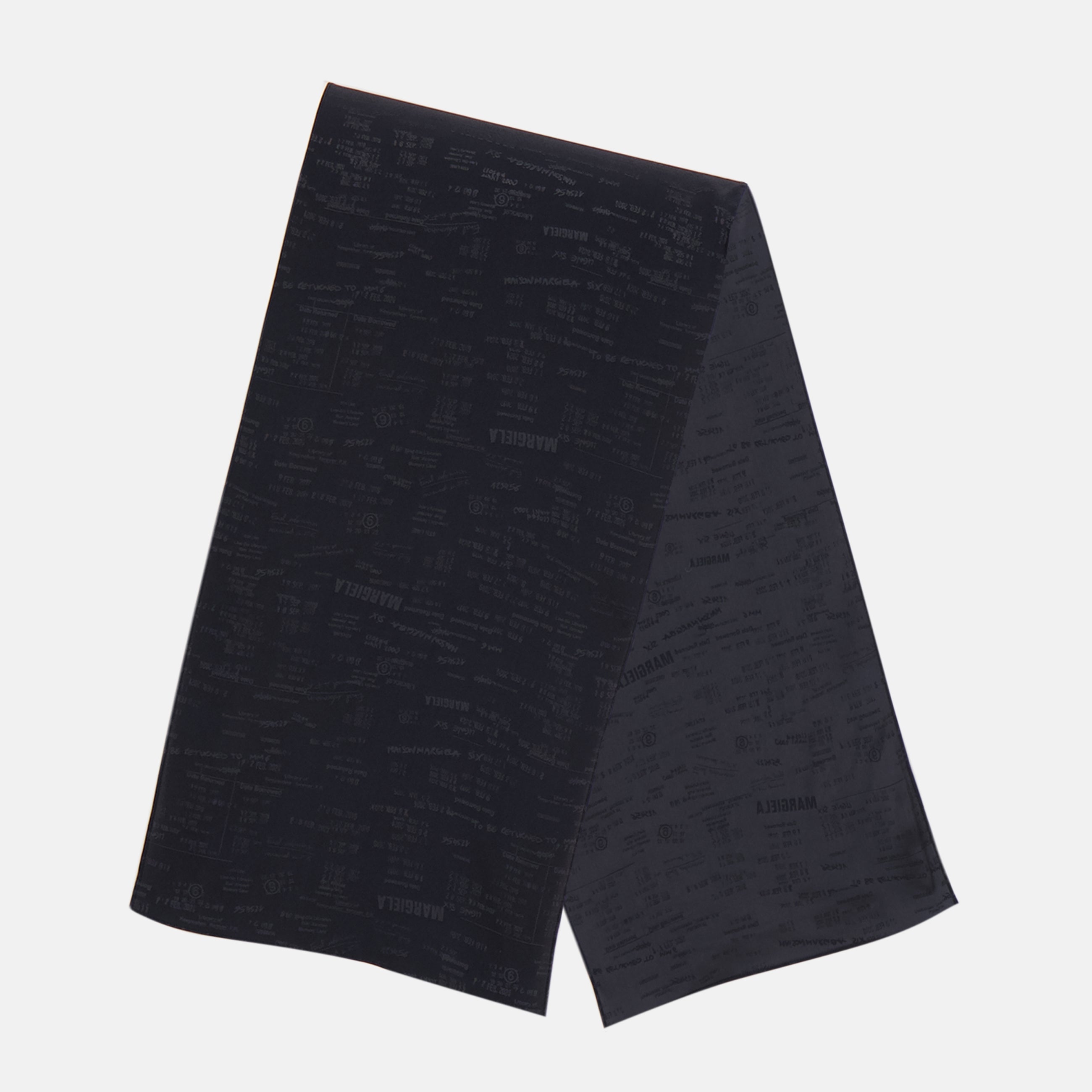 Image de l'article Foulard à imprimé noir et gris de la marque Mm6 pour Femme - Saison Printemps-Été 2026 - Vue de Dos