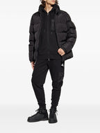 Moncler 남성 조깅 바지 항목 이미지 - 2025 가을-겨울 시즌 - 뒷면 보기