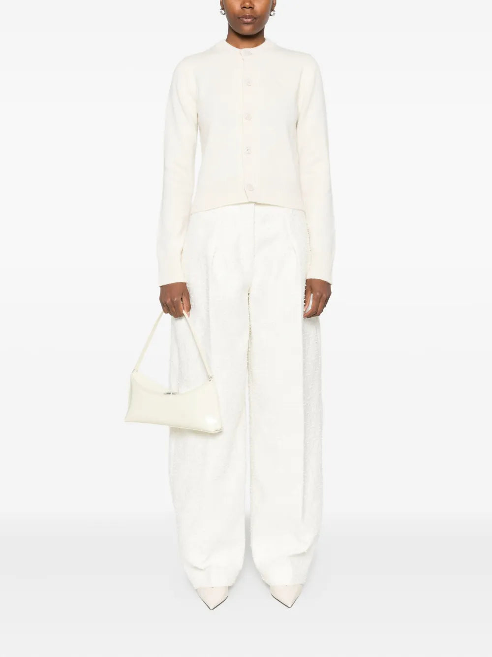 Image de l'article Cardigan AMI de coeur de la marque Ami PARIS pour Femme - Saison Automne-Hiver 2025 - Vue de Dos