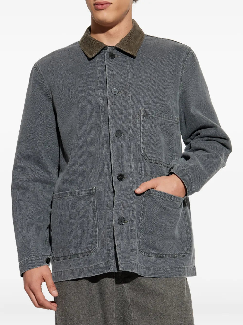 Bild der Carlito-Jacke der Marke Officine Générale für Herren - Herbst-Winter 2025 - Detailansicht 1
