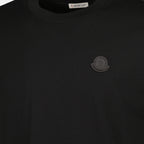 Image de l'article T-shirt logo en cuir de la marque Moncler pour Homme - Saison Automne-Hiver 2025 - Vue détaillée_1