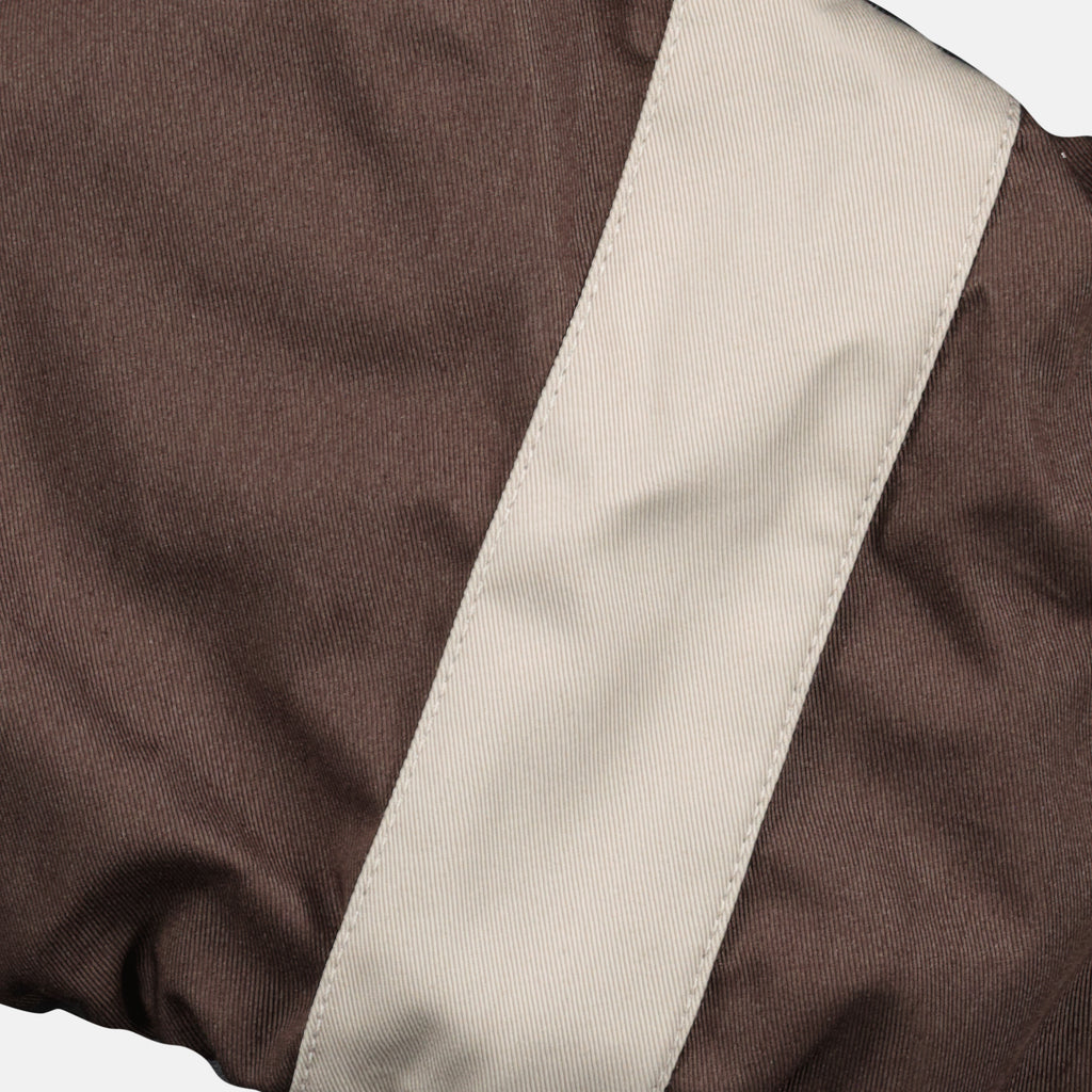 ミウミウの女性用ブラウンジャージヘッドバンドの画像 - 2026年春夏シーズン - 詳細ビュー2