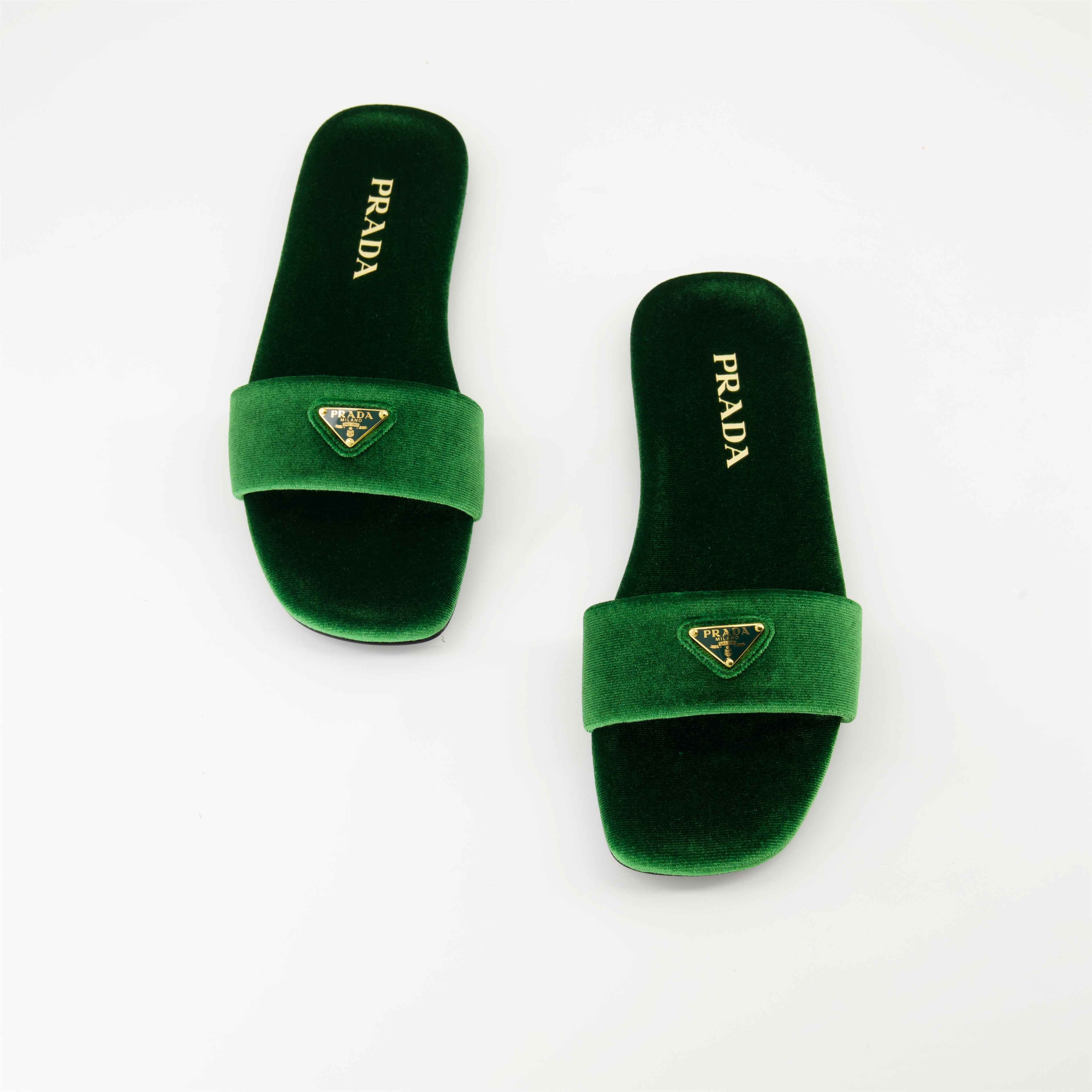 Offene schuhe Grüne Samt-Sandalen Prada Grün Femme