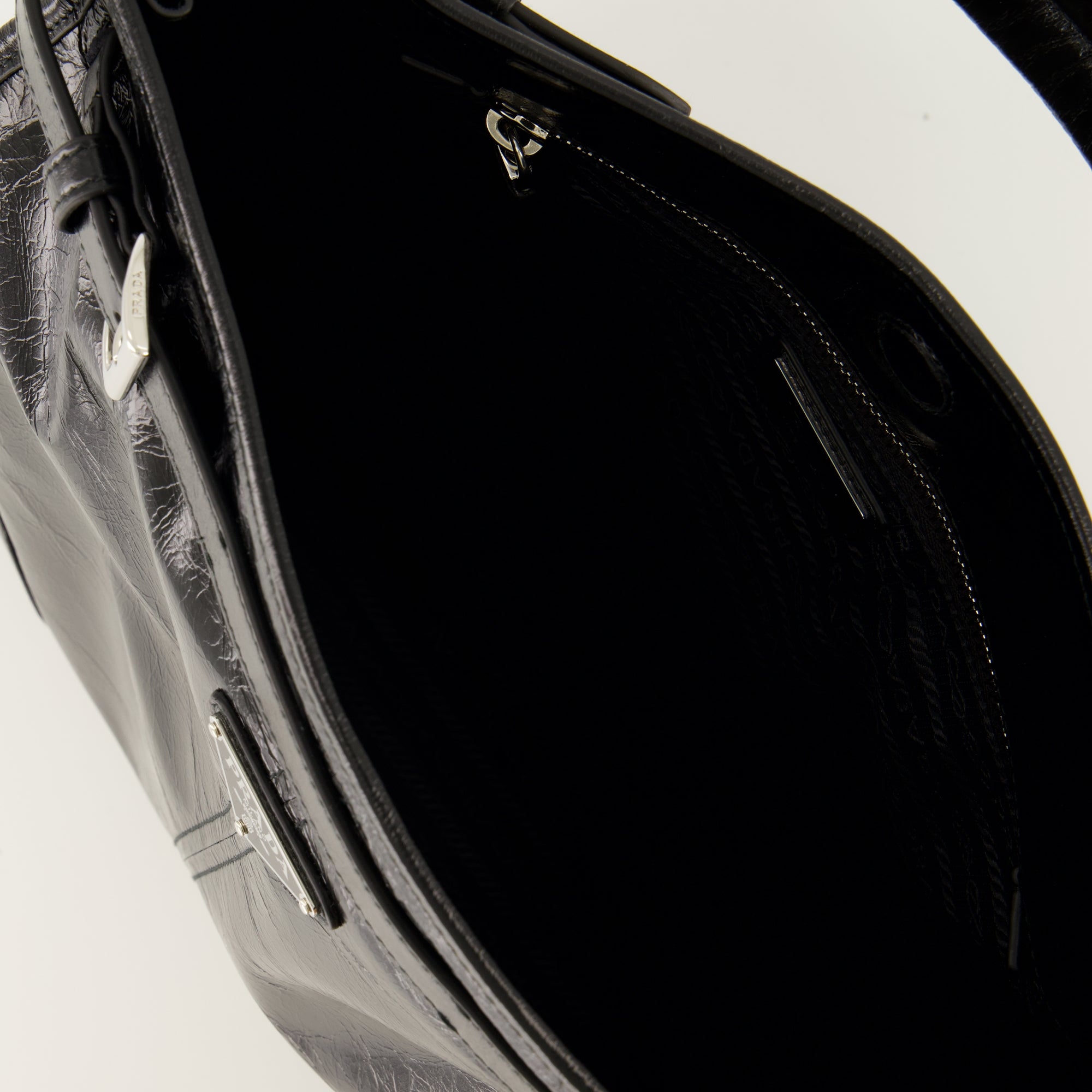 Sacs bandoulière Sac Bonnie en cuir noir Prada Noir Homme