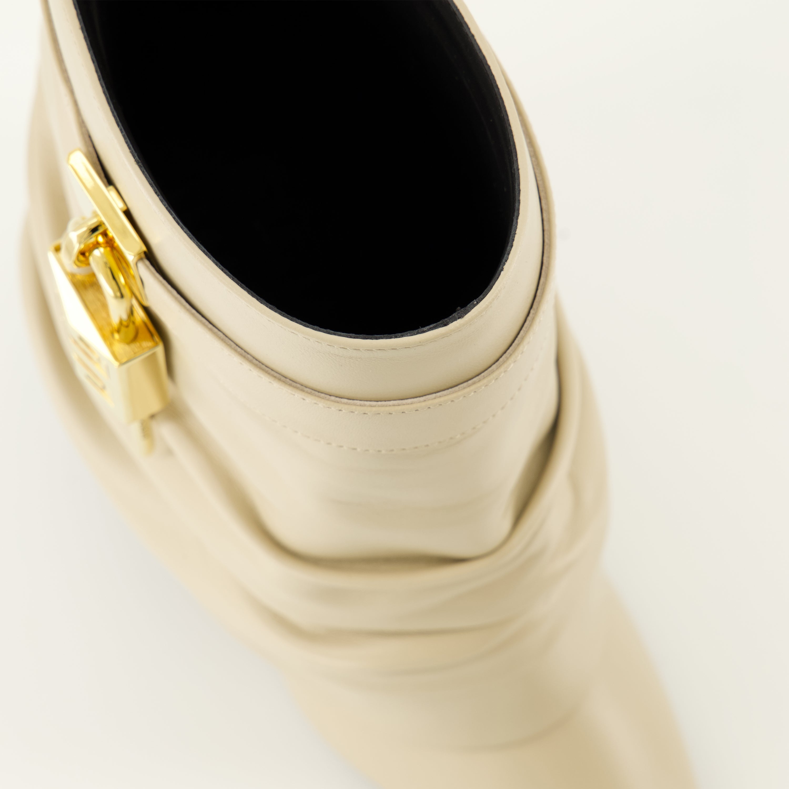 Image of the Givenchy Shark Lock ankle boots for women - Autumn-Winter 2025 season - Top detailed view