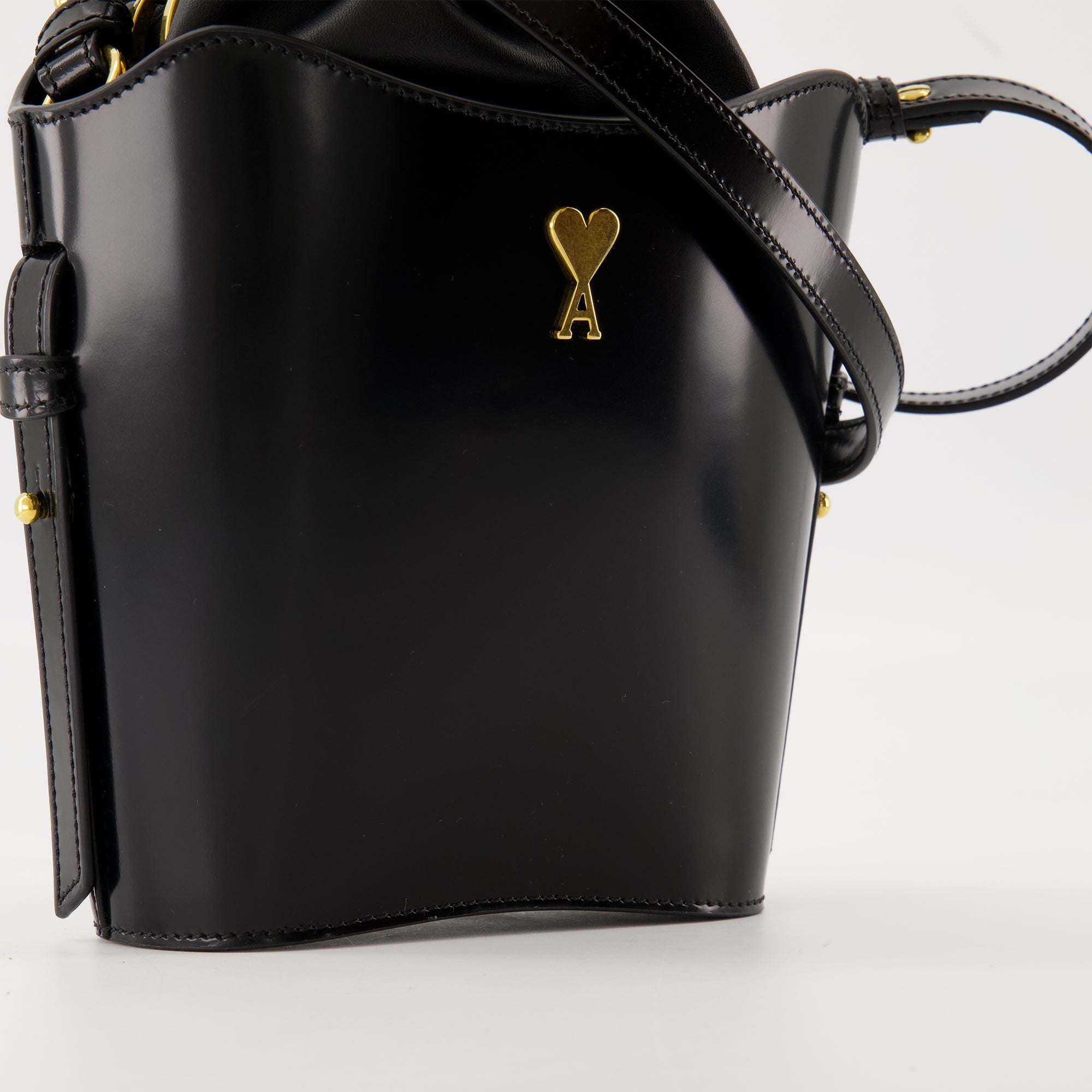 Image de l'article Mini sac seau Paris Paris de la marque Ami PARIS pour Unisex - Saison Automne-Hiver 2025 - Vue détaillée_2