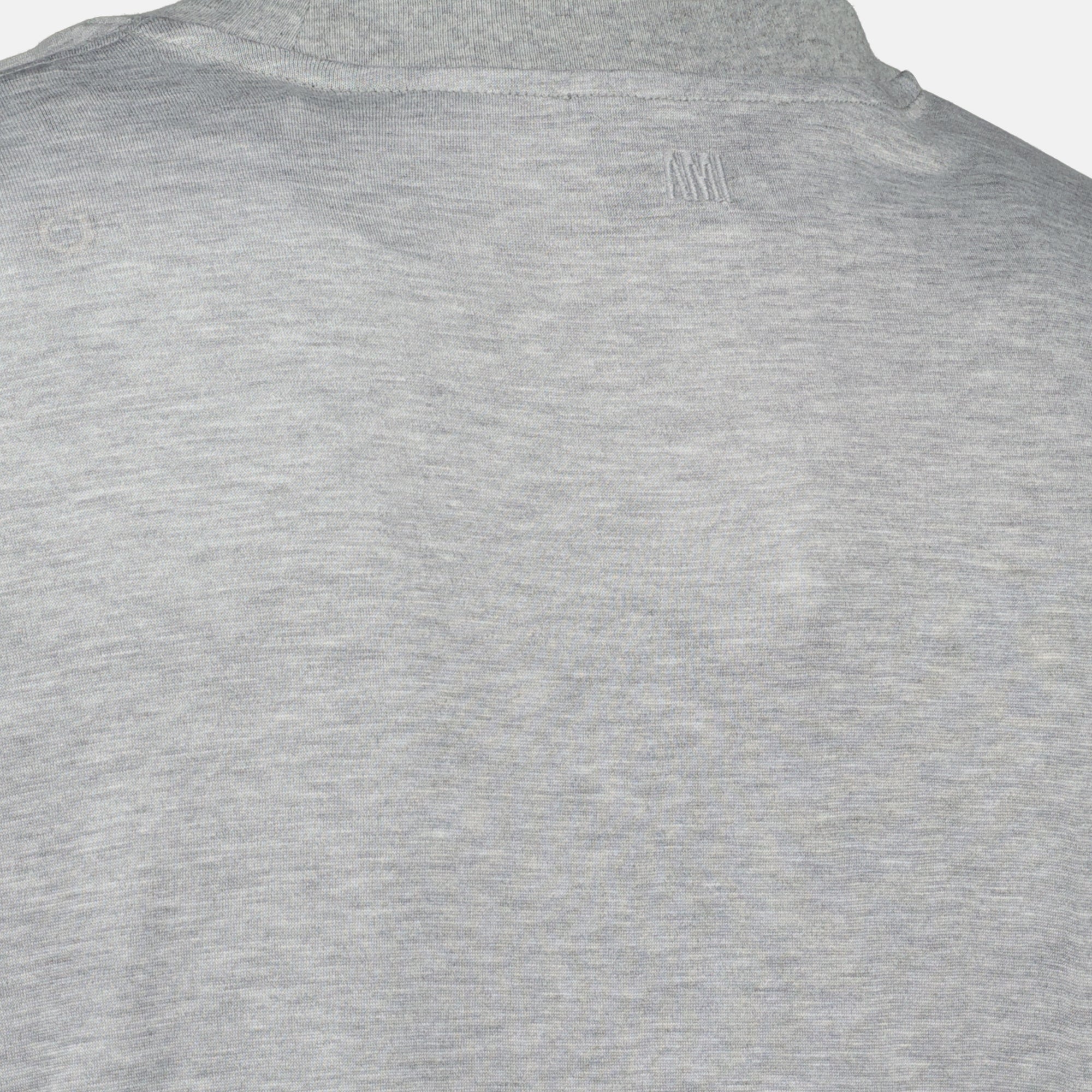 Immagine della T-shirt ricamata del marchio Ami PARIS per Unisex - Stagione Autunno-Inverno 2025 - Vista Dettagliata_6