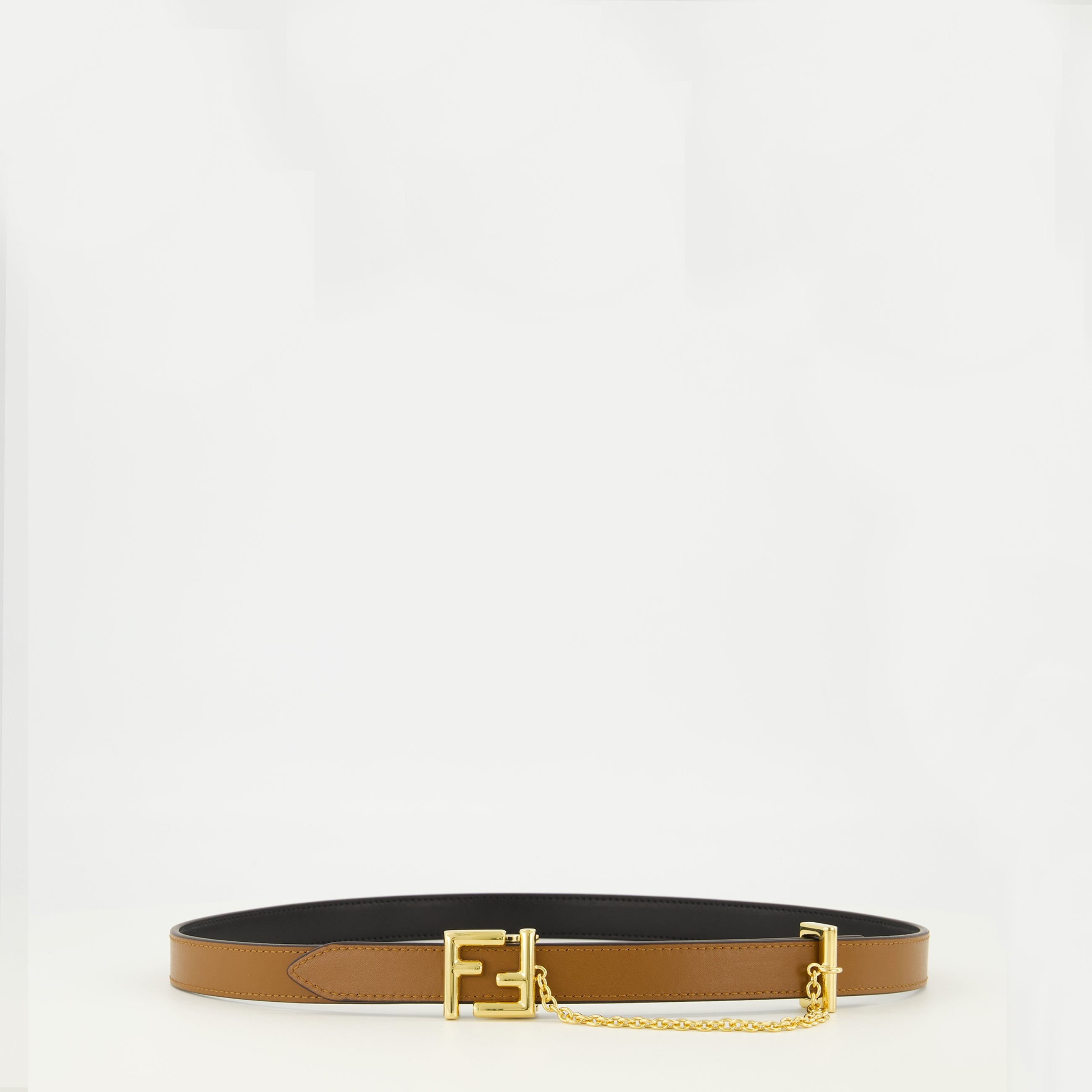 Image de l'article Ceinture FF réversible noir et marron de la marque Fendi pour Femme - Saison Printemps-Été 2026 - Vue détaillée_2