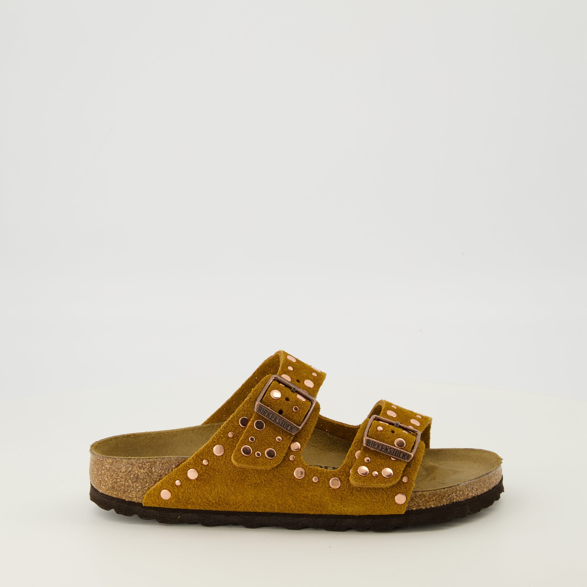 Image de l'article Sandales Arizona Rivet marron de la marque Birkenstock pour Femme - Saison Printemps-Été 2026 - Vue latérale droite