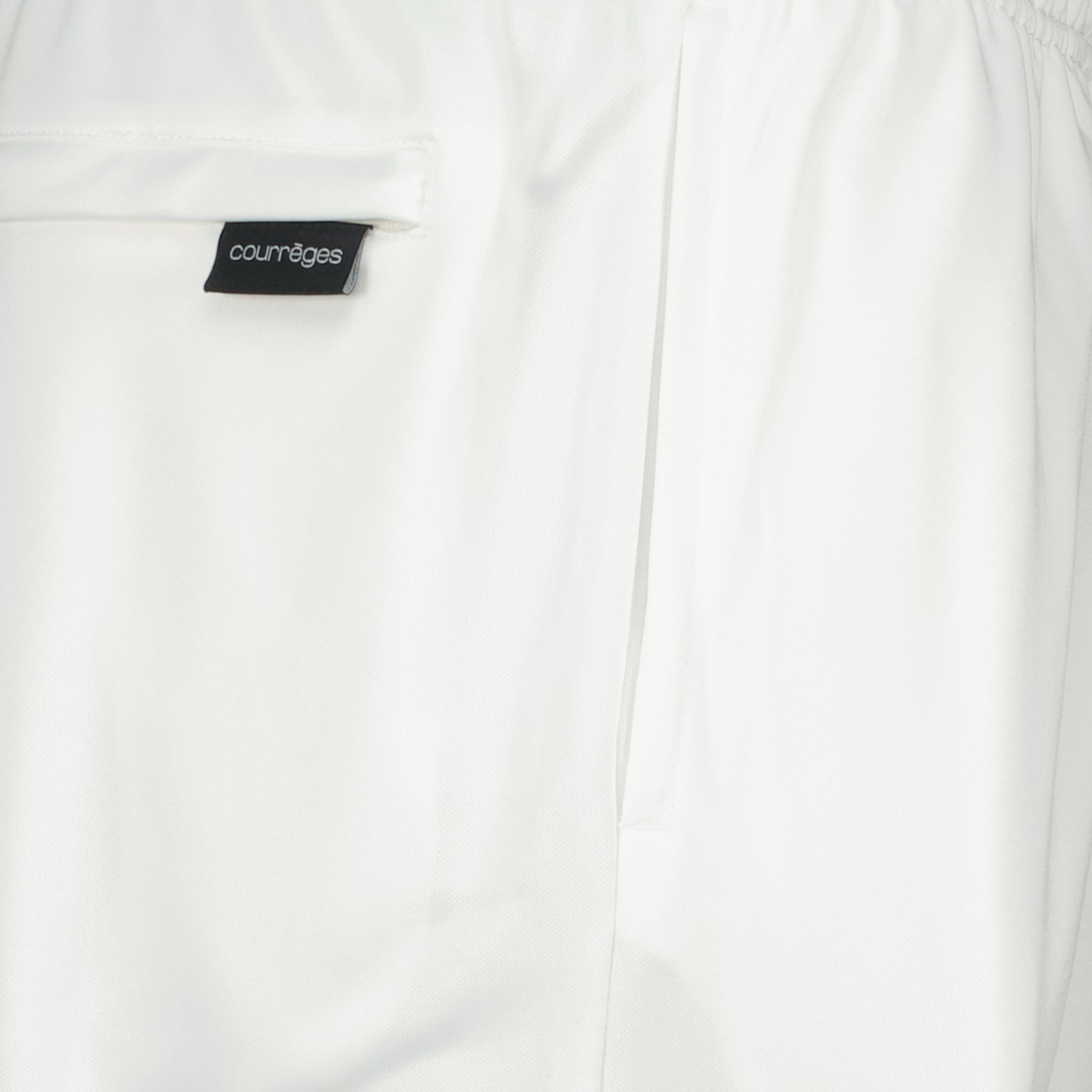 Image de l'article Short de sport AC blanc de la marque Courrèges pour Homme - Saison Printemps-Été 2026 - Vue détaillée_2