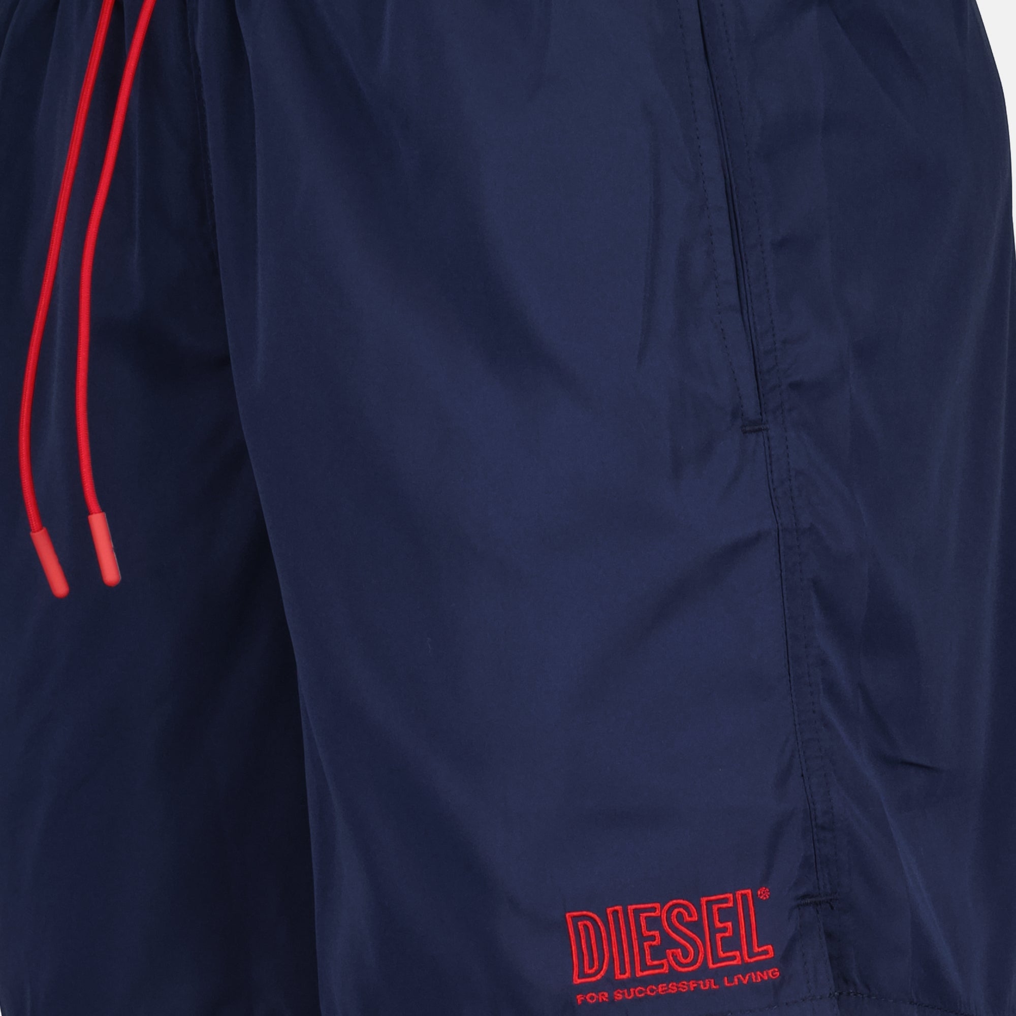 Image de l'article Short de bain bleu marine de la marque Diesel pour Homme - Saison Printemps-Été 2026 - Vue détaillée_1