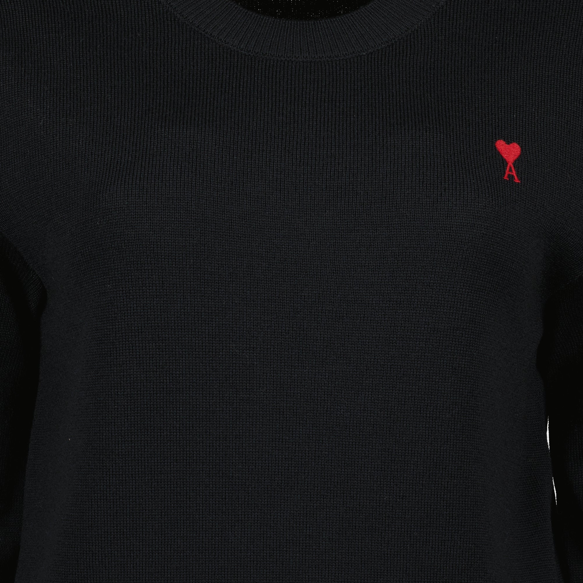 Image de l'article Pull Ami de coeur de la marque Ami PARIS pour Femme - Saison Automne-Hiver 2025 - Vue détaillée_3