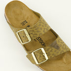 Immagine delle sandali Arizona del marchio Birkenstock per Donna - Stagione Autunno-Inverno 2025 - Vista dettagliata dall'alto