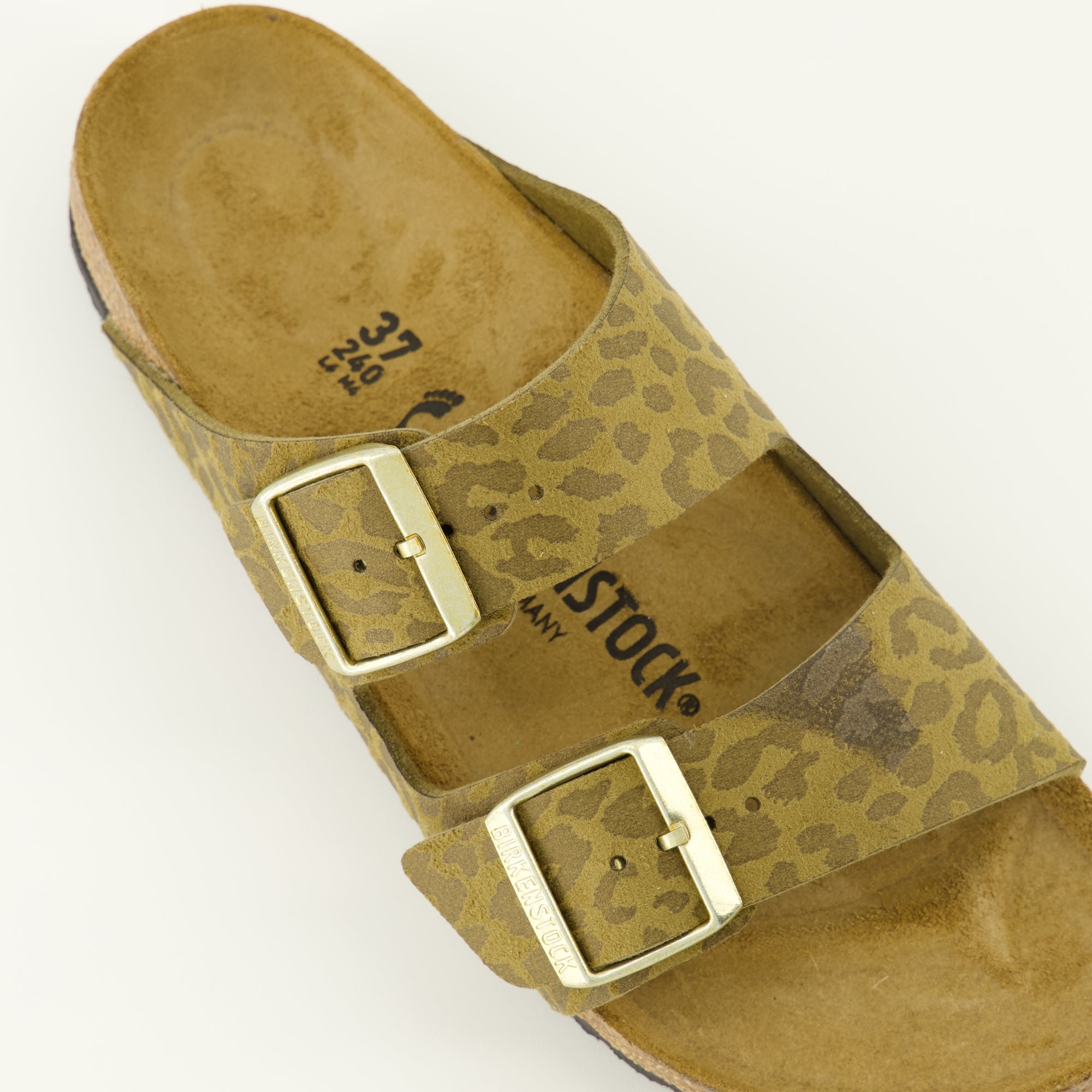 Immagine delle sandali Arizona del marchio Birkenstock per Donna - Stagione Autunno-Inverno 2025 - Vista dettagliata dall'alto