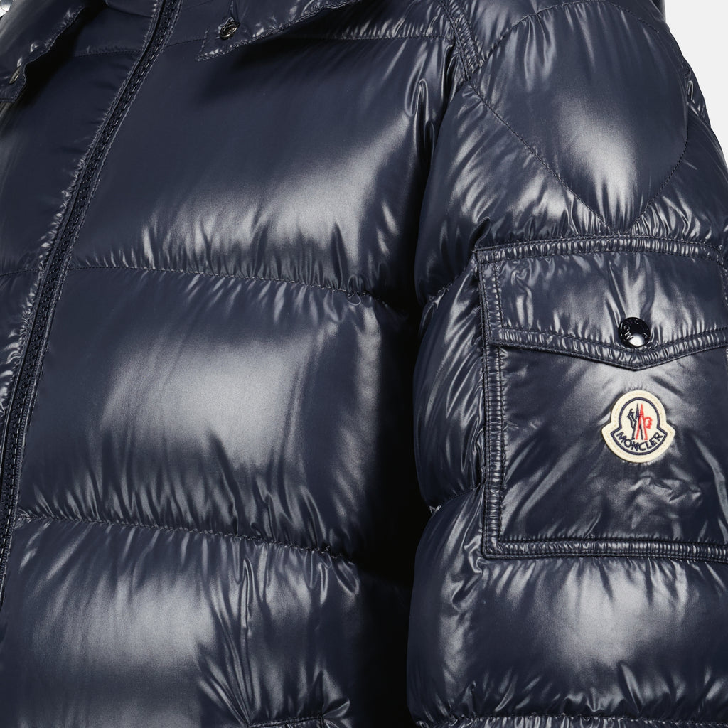 Image de l'article Doudoune Maya bleu marine de la marque Moncler pour Homme - Saison Automne-Hiver 2025 - Vue détaillée_1