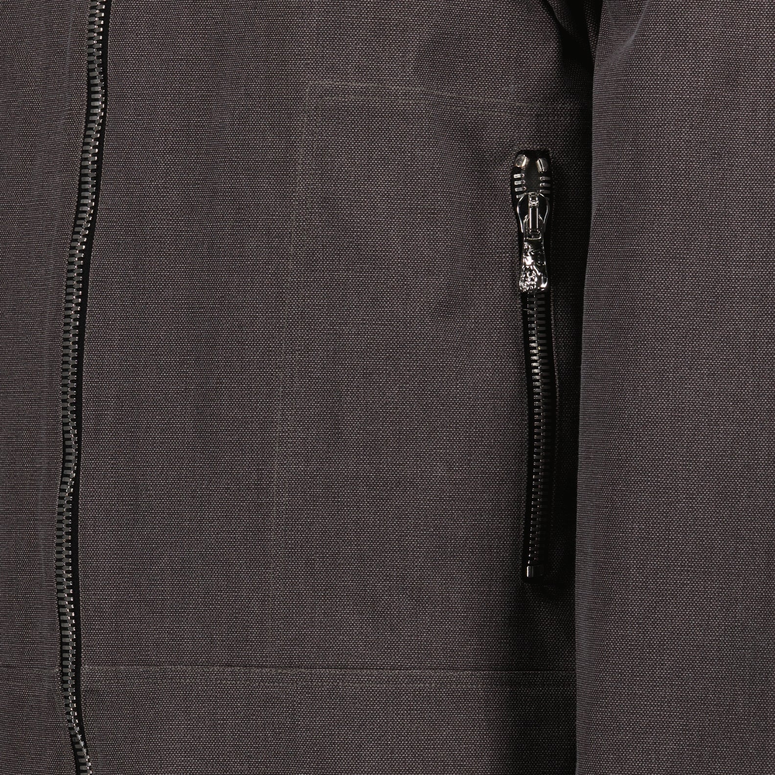 Bild der L8 Studio Denimjacke für Unisex - Frühjahr-Sommer 2024 - Detaillierte Ansicht_1