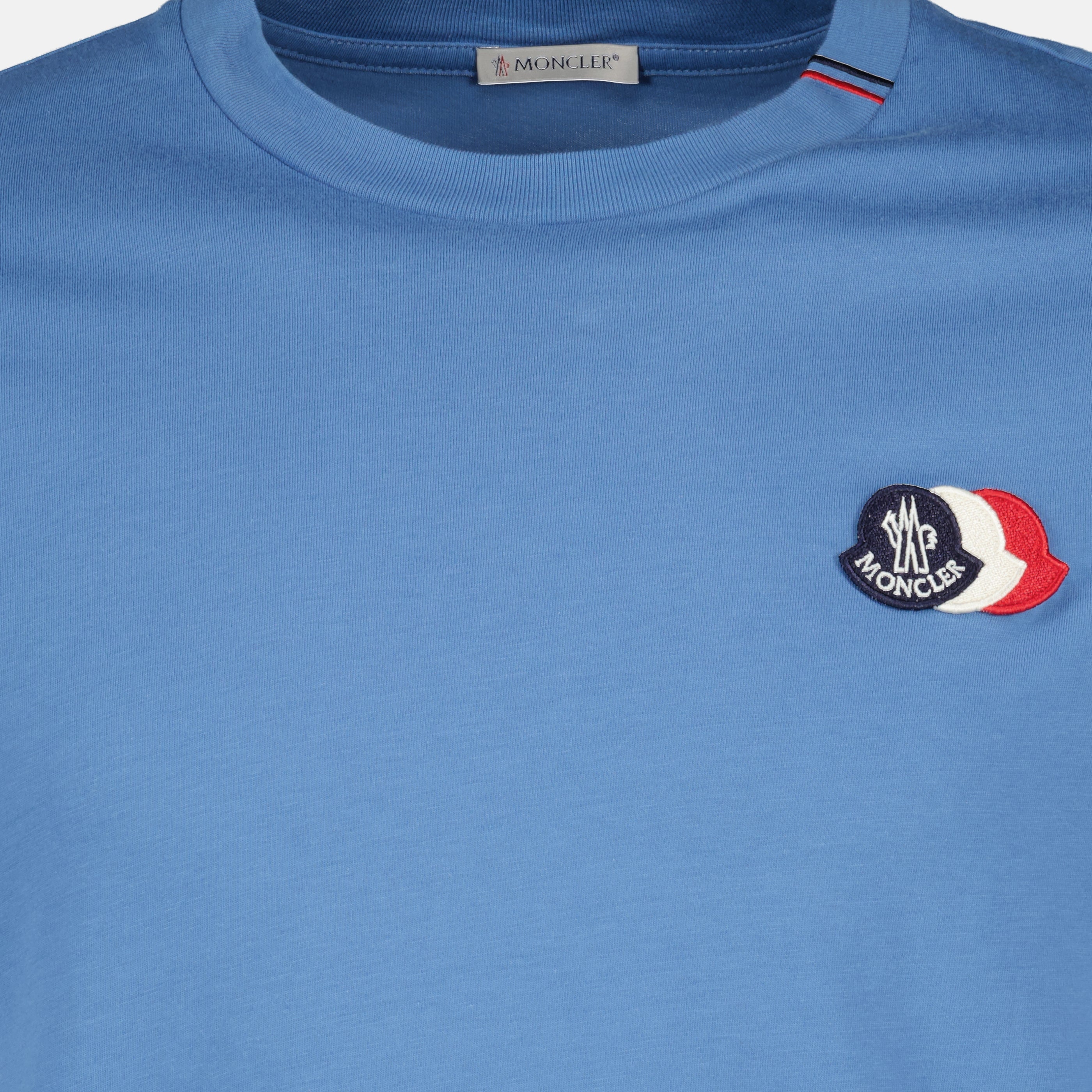 T-shirts 파란색 3색 로고가 있는 면 티셔츠 Moncler Bleu Homme