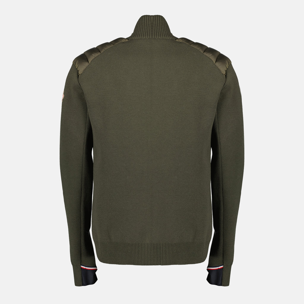 Image de l'article Cardigan zippé matelassé en laine kaki de la marque Moncler Grenoble pour Homme - Saison Automne-Hiver 2025 - Vue de Dos