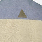 Immagine del giubbotto senza maniche in teddy beige del marchio Moncler Grenoble per Uomo - Stagione Primavera-Estate 2026 - Vista Dettagliata 2