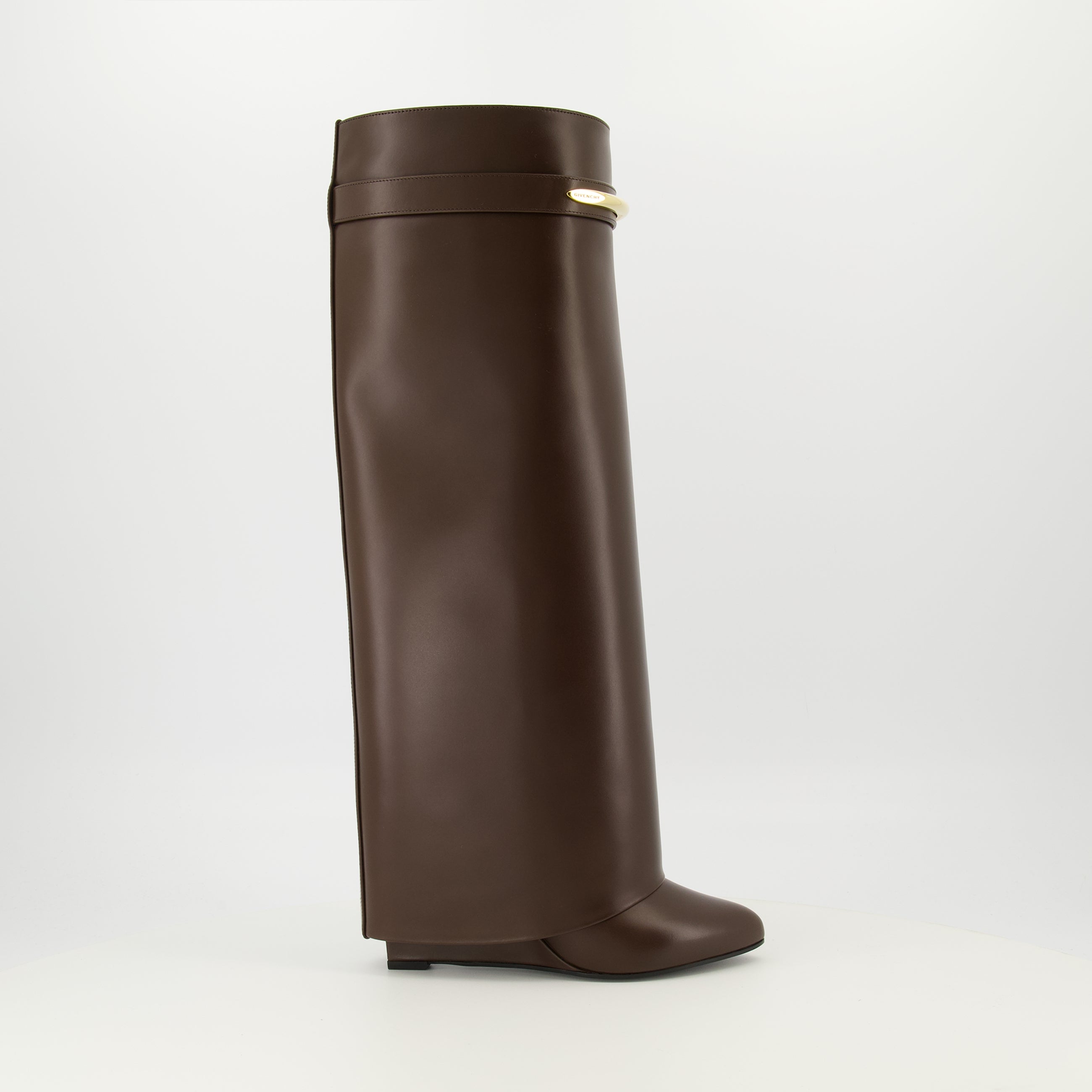Image de l'article Bottes Shark en cuir marron de la marque Givenchy pour Femme - Saison Printemps-Été 2026 - Vue latérale droite