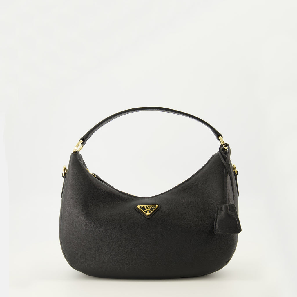 Image de l'article Sac bourse en cuir noir de la marque Prada pour Femme - Saison Printemps-Été 2026 - Vue de Face