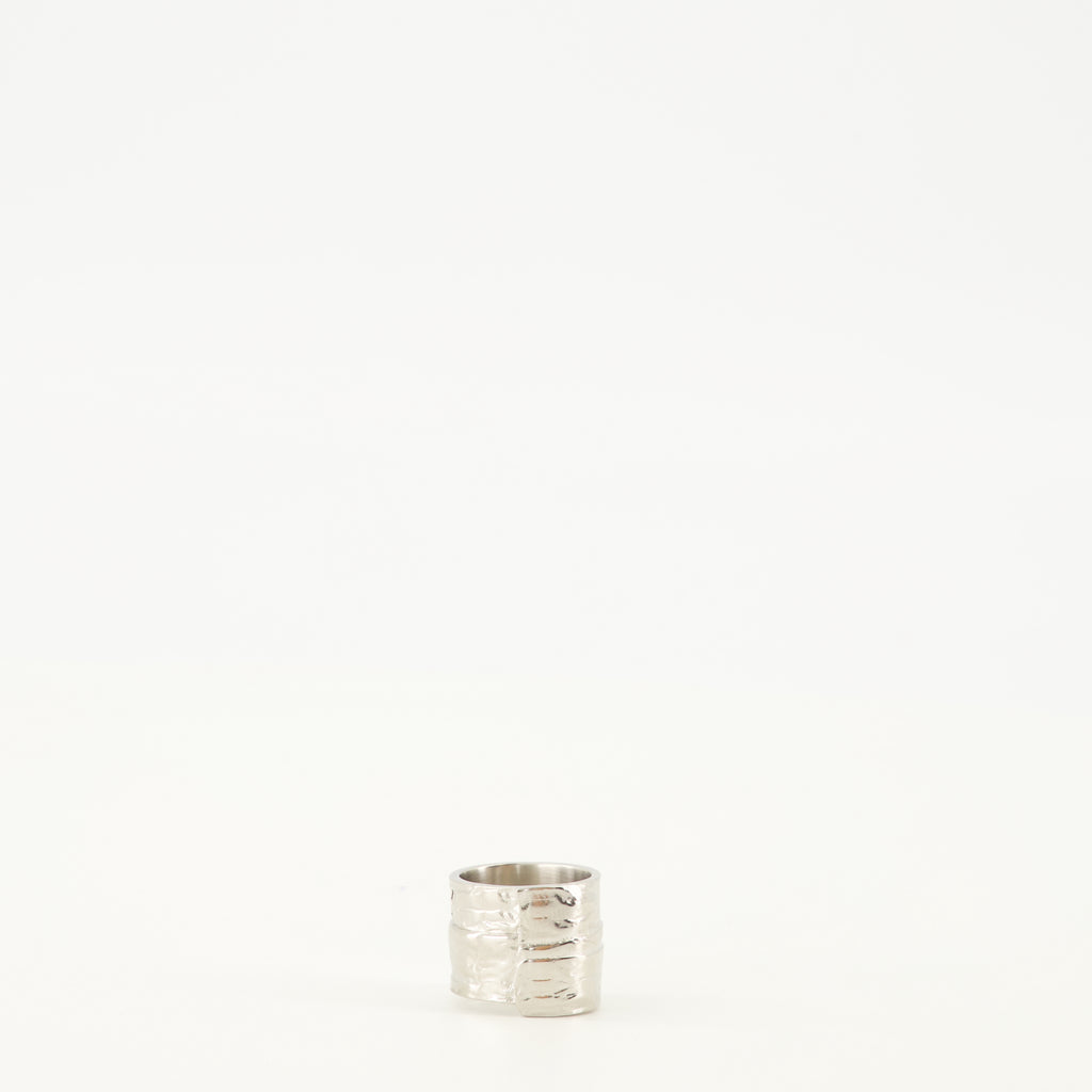 Imagen del anillo Givenchy Tape de la marca Givenchy para Mujeres - Temporada Otoño-Invierno 2025 - Vista Trasera