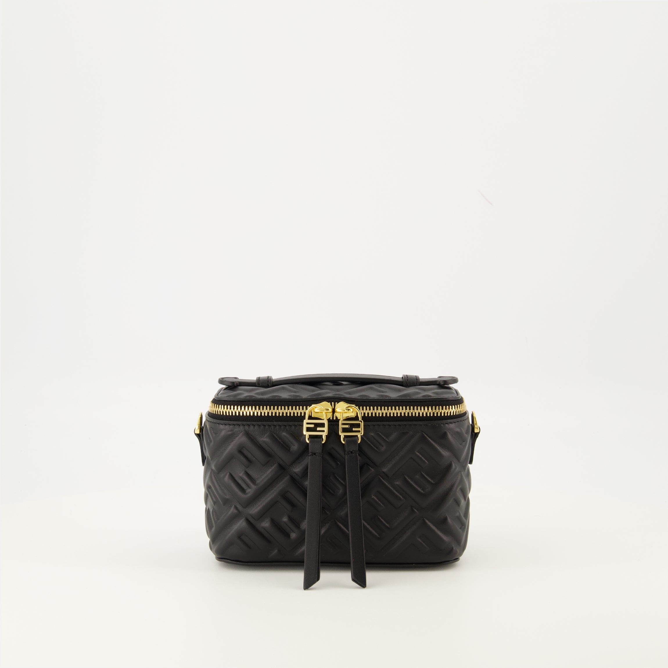 Image of the Fendi Women's Vanity Bag - Fall-Winter 2025 - Front View