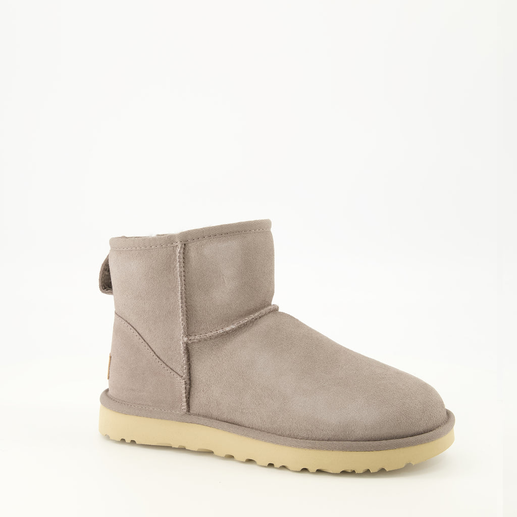 Bottines Botines Clásicos Mini II Grises Ugg Gris Femme