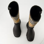 Image of the Burberry Marsh Boots for Women - Fall-Winter 2025 - Top view of the pair of shoes