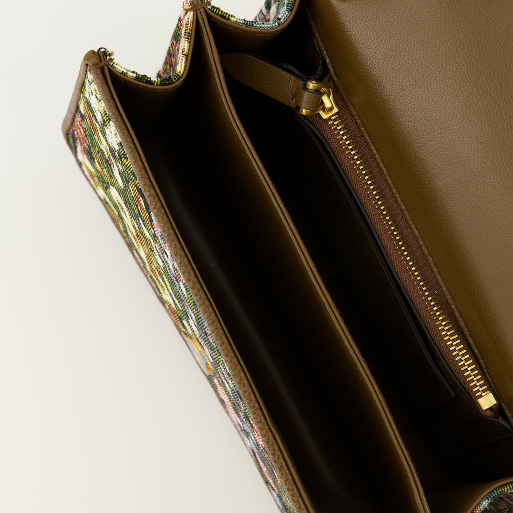 Image de l'article Sac Vain brodé de la marque Valentino Garavani pour Femme - Saison Printemps-Été 2026 - Vue détaillée_3