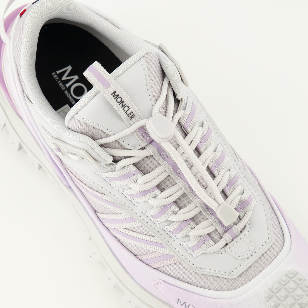 Immagine delle Sneakers Trailgrip rosa di Moncler per donna - Stagione Primavera-Estate 2026 - Vista dettagliata dall'alto