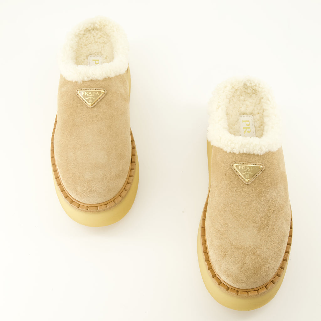 Chaussures ouvertes Mules in Camoscio Beige Prada Beige Femme